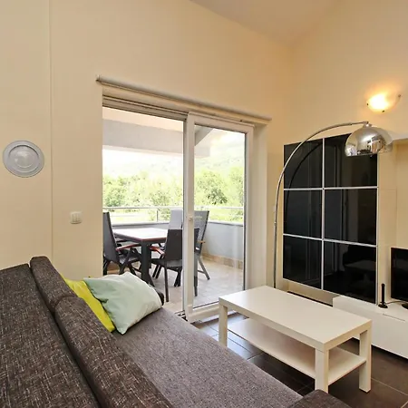 Apartment Osmanovic *